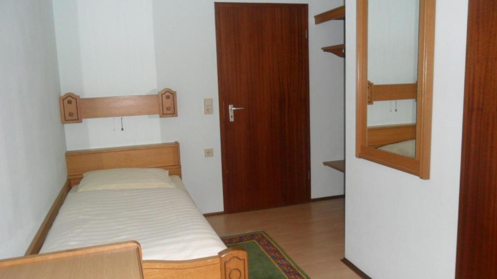 Hotel Badstube Otterberg Ruang foto